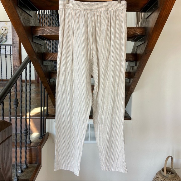 Max Studio Striped Linen Pants in Cream and Tan - Picture 4 of 9